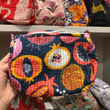 WATERPROOF MAKEUP BAG PASSION FRUIT