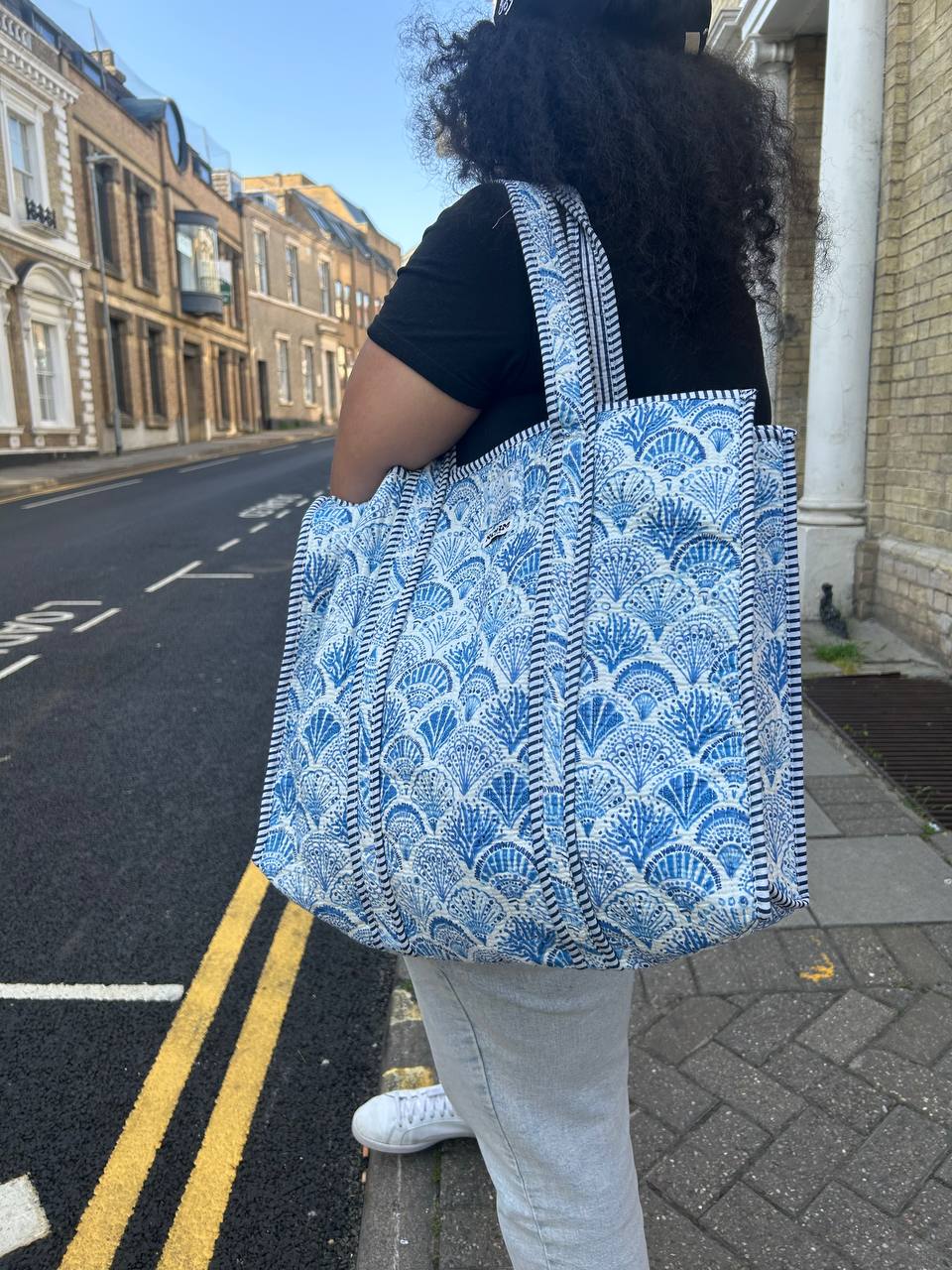 SHELL RANGE bag Reversible Tote bag/weekend bag