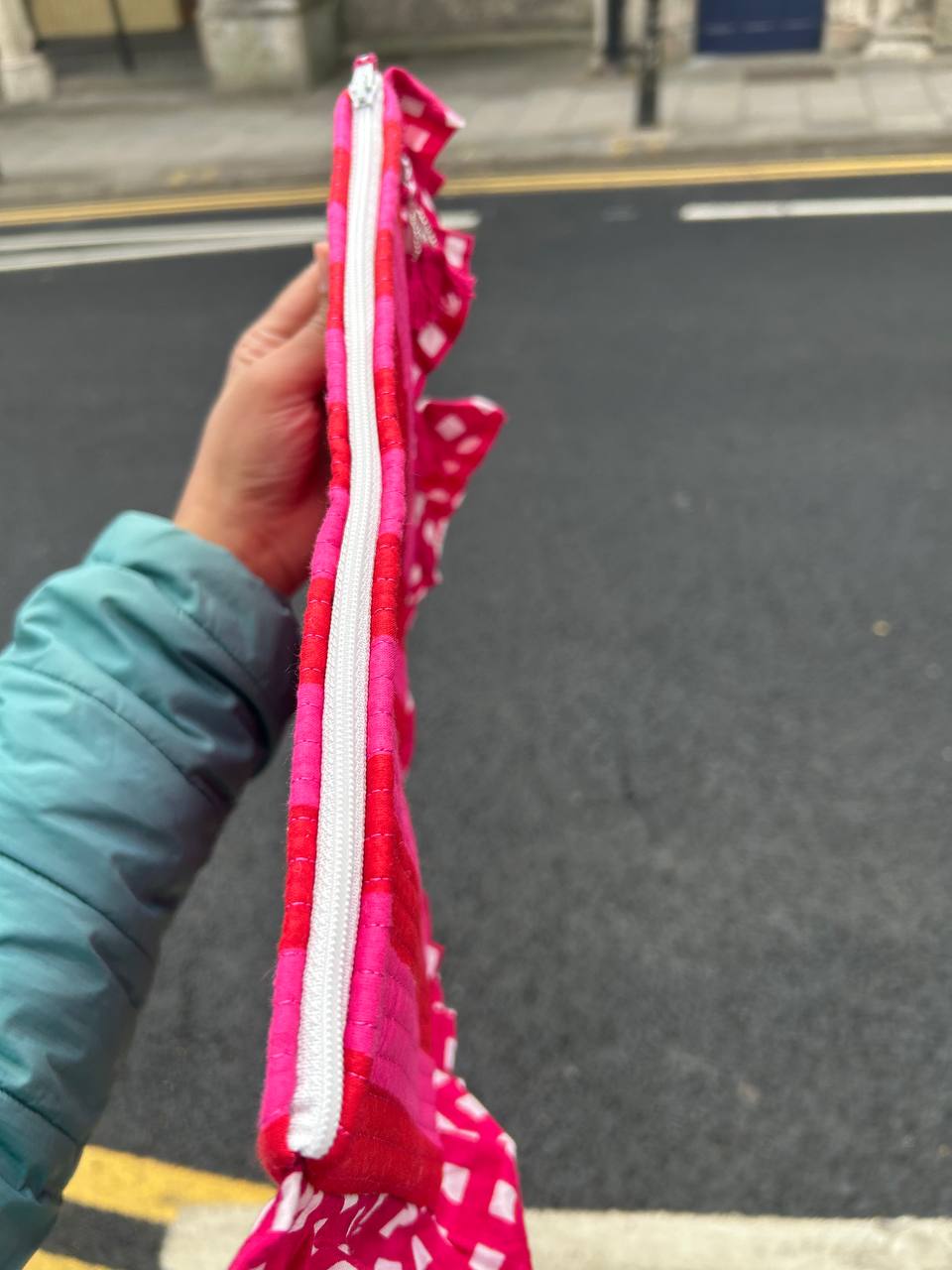 FRILL PURSE PINK STRIPES