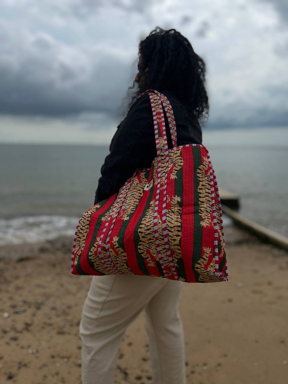 Di-or cheetah Reversible Tote bag