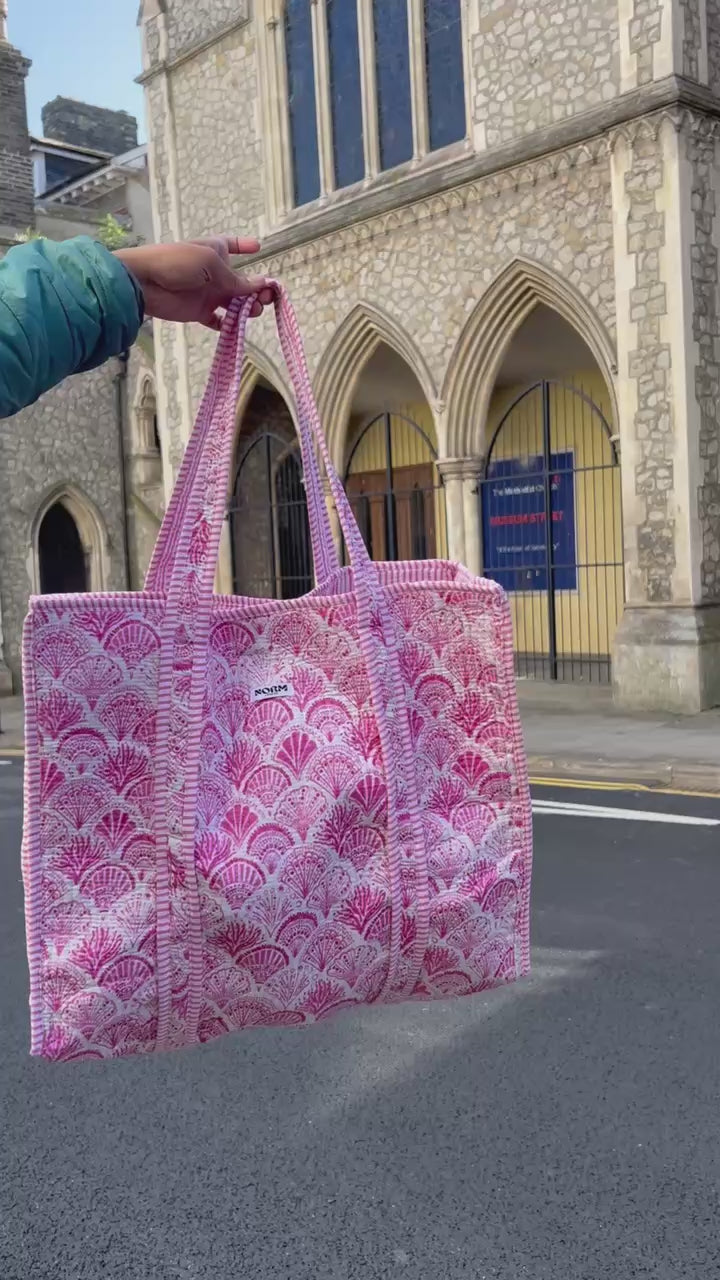 PINK SHELL TOTE BAG REVERSIBLE WITH BUTTONS